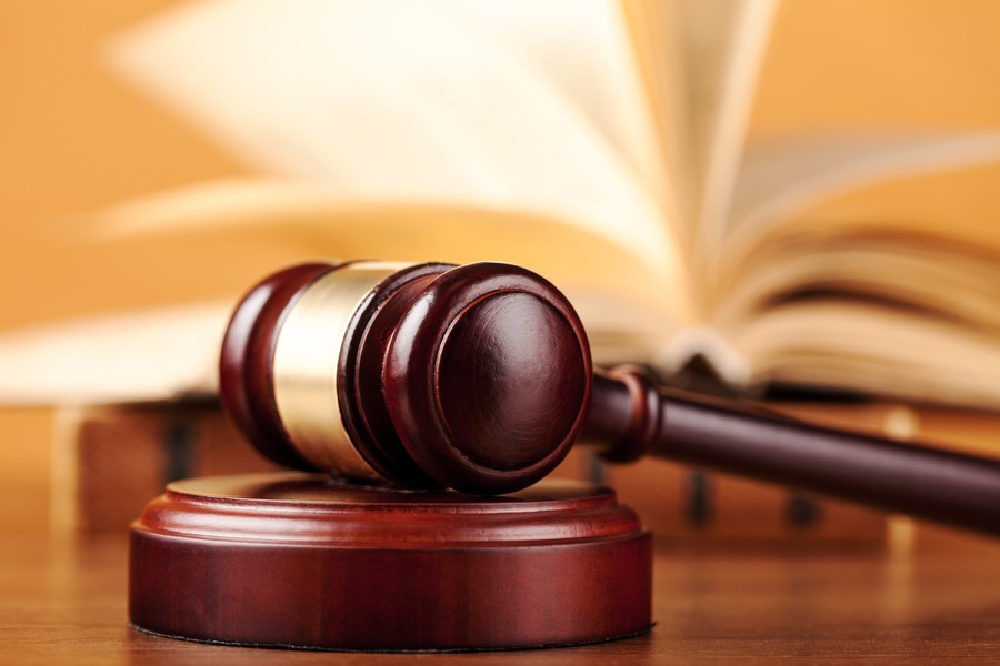 青浦區(qū)刑事律師解析：家屬如何應對家人被經(jīng)偵拘留的困境