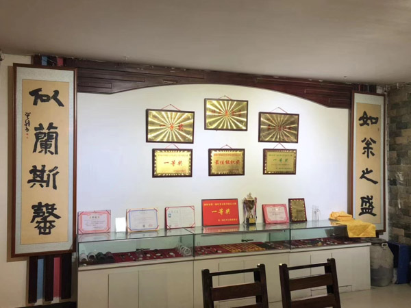 用錐子扎人造成恐怖氣氛如何處理？上海優(yōu)秀的刑事律師為您解答