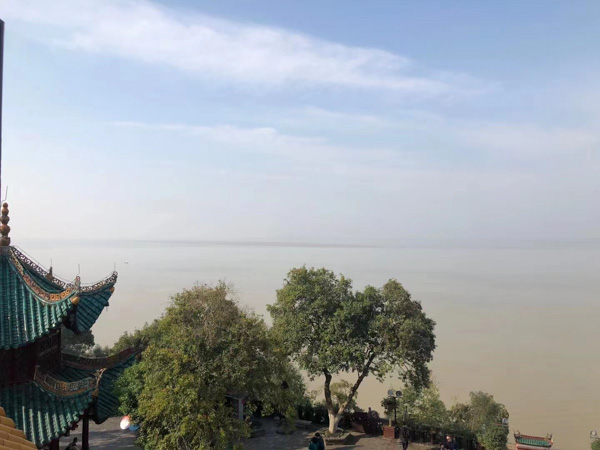 如何認(rèn)定參加黑社會(huì)性質(zhì)組織罪中的參加行為？上海刑事犯罪律師來回答