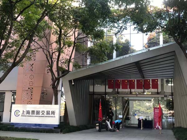 在緩刑考驗(yàn)期內(nèi)犯新罪但未達(dá)刑事年齡能否撤銷？上海緩刑律師來回答