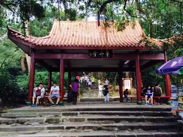 跨國犯罪案件如何確定管轄權和進行證據(jù)審查？上海請刑事律師來回答
