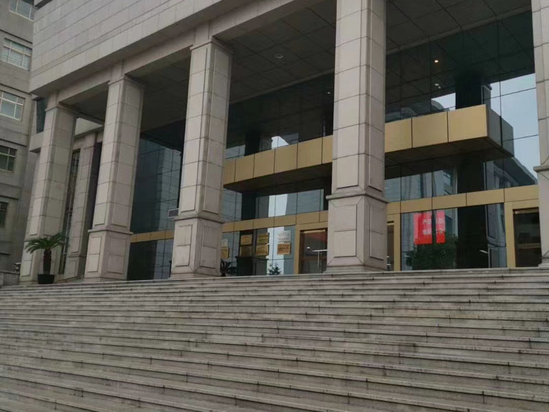 使用大量僵尸賬號構(gòu)成什么罪？上海刑事訴訟律師來回答