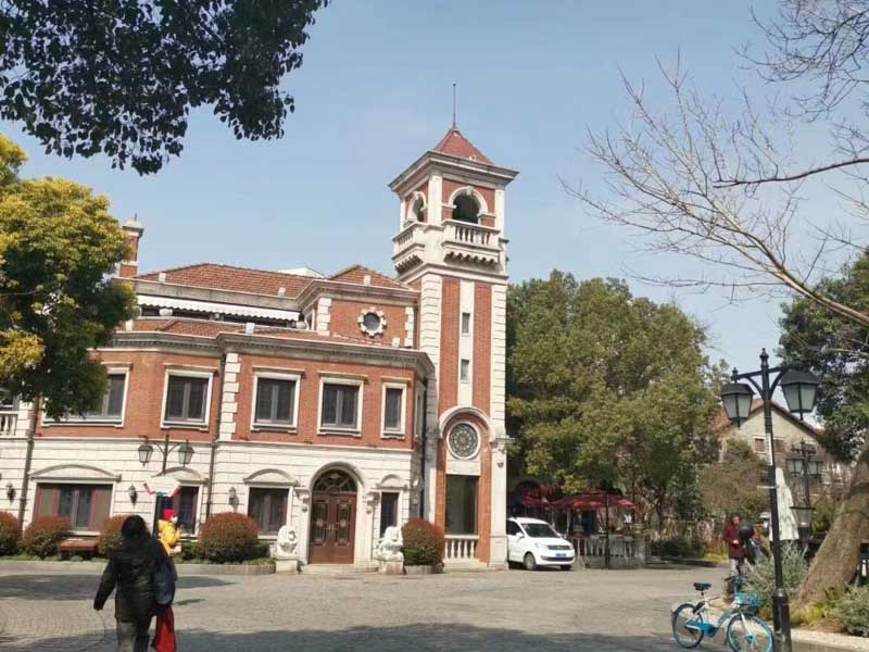 搶劫過程中致人輕傷但未搶得巨額財物如何認定？上海專業(yè)刑事律師網(wǎng)來回答