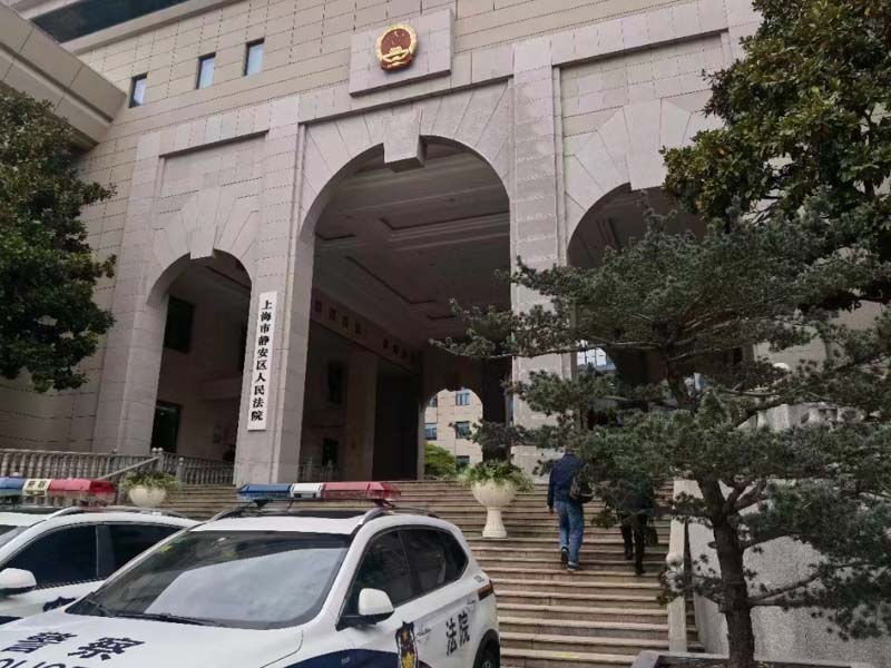 非法提供和使用軍隊(duì)專用標(biāo)志構(gòu)成要件是什么？聽聽長寧刑事律師對此的說法