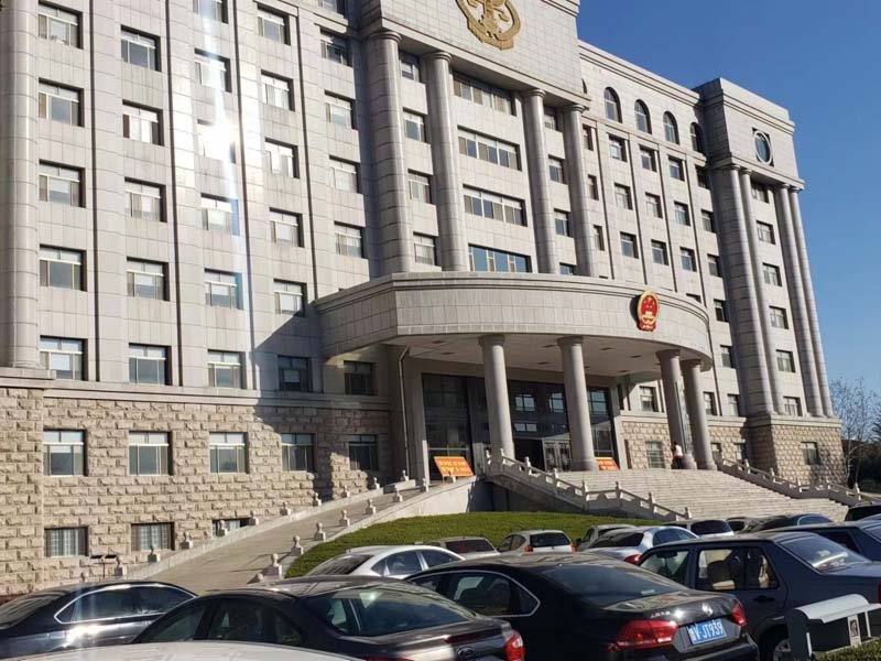 上海好的刑事律師來講講單元犯罪時的自然人如何做罪輕辯護
