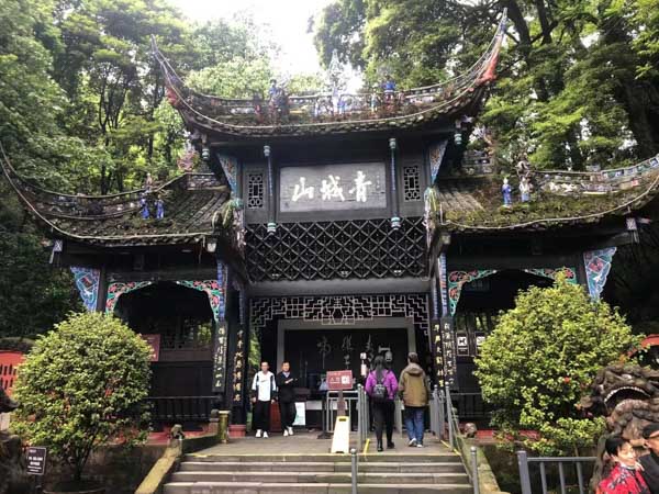 涉案人員被改為監(jiān)視居住能否變更強制措施？普陀區(qū)刑事律師來回答