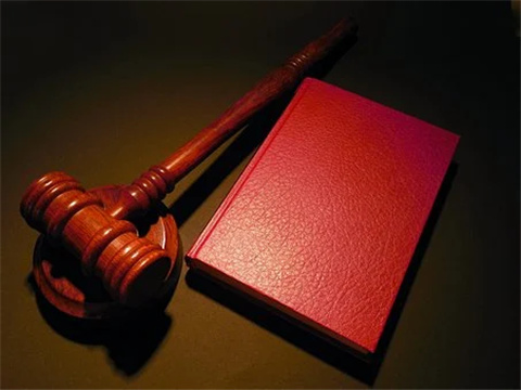 昌平路刑事律師談無(wú)法律依據(jù)案例應(yīng)以普世價(jià)值